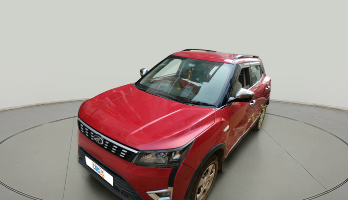 2020 Mahindra XUV300 W6 1.5 Diesel, Diesel, Manual, 2,11,066 km, exterior