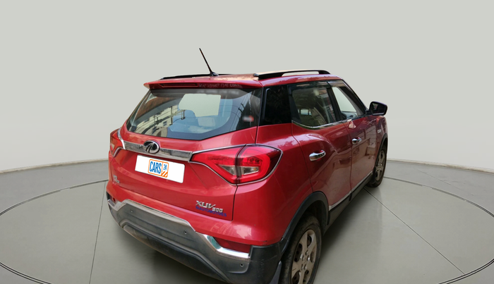2020 Mahindra XUV300 W6 1.5 Diesel, Diesel, Manual, 2,11,066 km, exterior