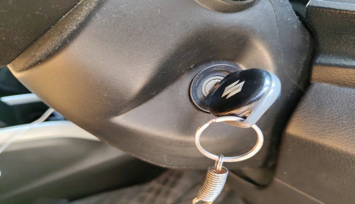 2018 Maruti Baleno DELTA PETROL 1.2, Petrol, Manual, 1,22,162 km, interior