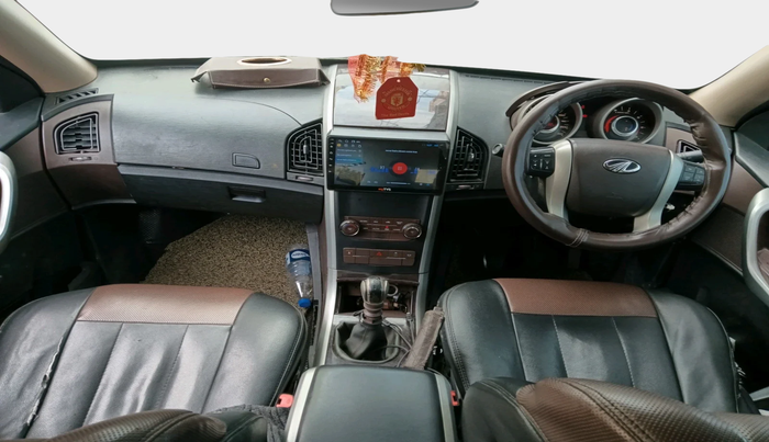 2014 Mahindra XUV500 W6, Diesel, Manual, 1,75,331 km, interior