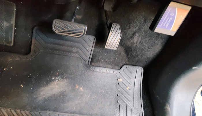 2020 Maruti XL6 ALPHA AT, Petrol, Automatic, 1,22,203 km, interior