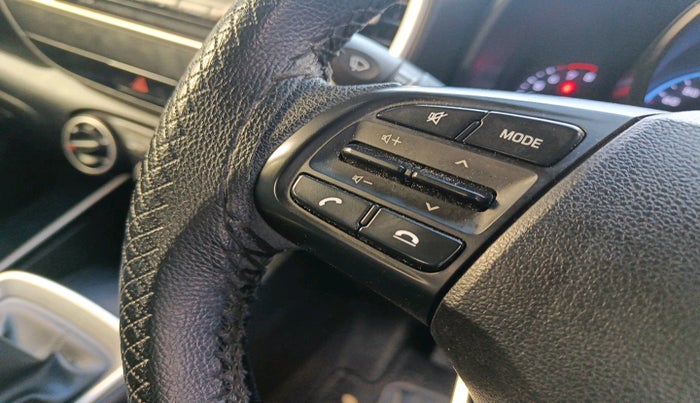 2020 Hyundai VENUE S 1.2, Petrol, Manual, 54,923 km, interior