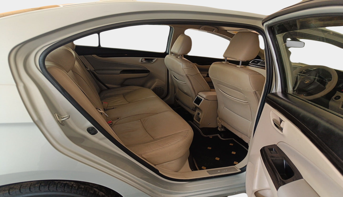 2016 Maruti Ciaz ZXI+, Petrol, Manual, 92,337 km, interior