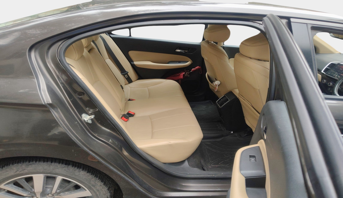 2020 Honda City 1.5L I-VTEC ZX CVT, Petrol, Automatic, 65,000 km, interior