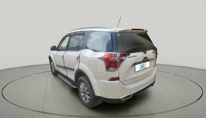 2018 Mahindra XUV500 W11, Diesel, Manual, 1,00,771 km, exterior