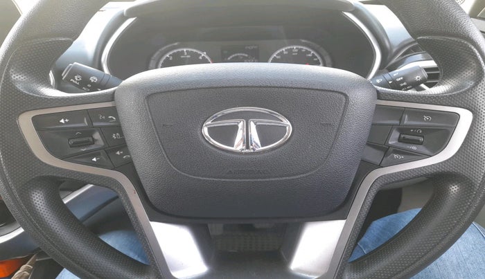 2022 Tata Safari XT PLUS, Diesel, Manual, 43,006 km, interior