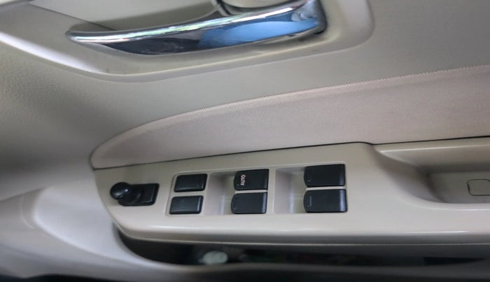 2016 Maruti Swift Dzire VDI, Diesel, Manual, 1,39,366 km, interior