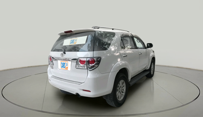 2012 Toyota Fortuner 3.0 4X2 AT, Diesel, Automatic, 3,04,557 km, exterior