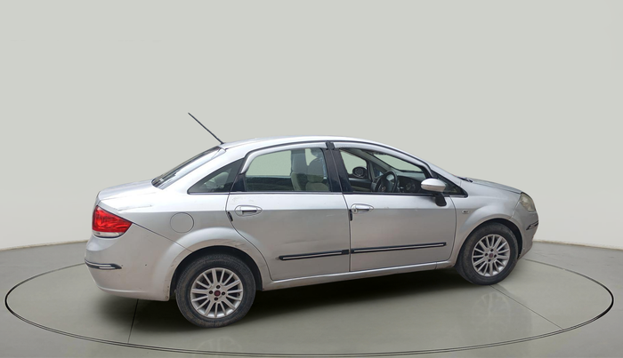 2010 Fiat Linea EMOTION 1.4, Petrol, Manual, 1,04,716 km, exterior