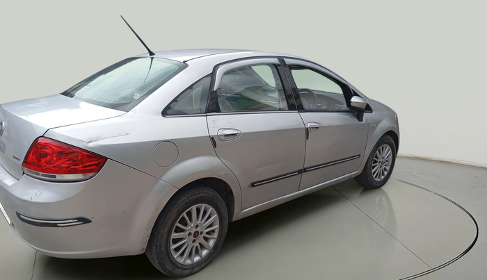 2010 Fiat Linea EMOTION 1.4, Petrol, Manual, 1,04,716 km, exterior