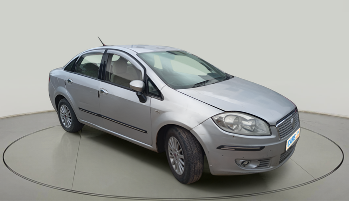2010 Fiat Linea EMOTION 1.4, Petrol, Manual, 1,04,716 km, exterior