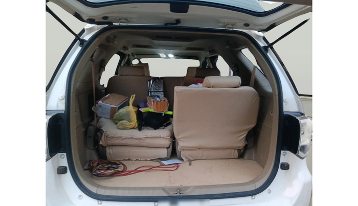 2015 Toyota Fortuner 3.0 4X2 AT, Diesel, Automatic, 1,36,616 km, exterior