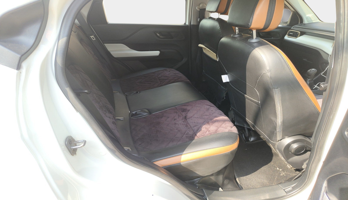 2022 Tata PUNCH ACCOMPLISHED MT, Petrol, Manual, 41,300 km, interior