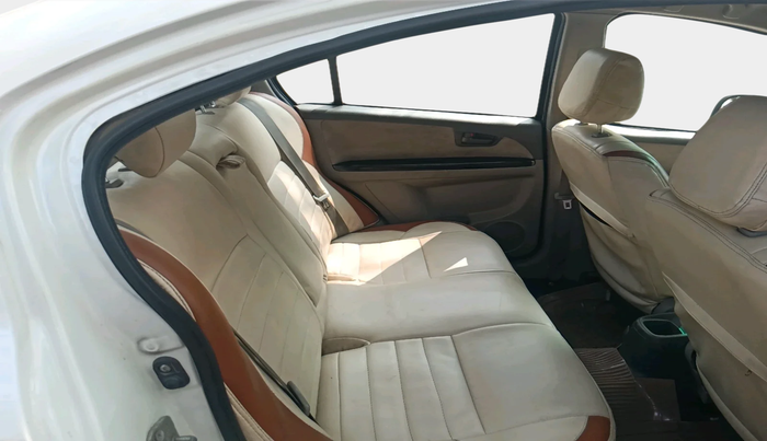 2012 Maruti SX4 VDI, Diesel, Manual, 1,30,274 km, interior