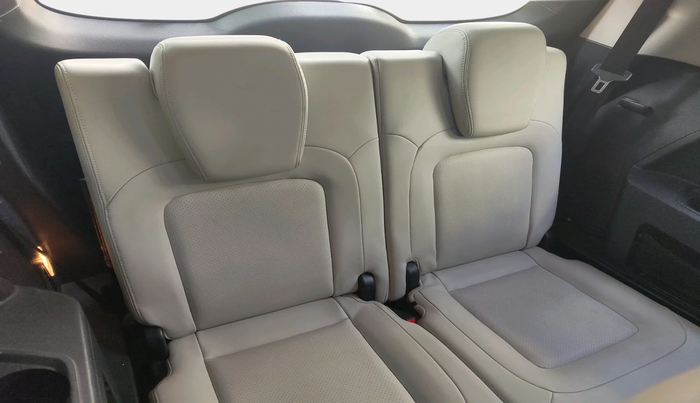 2022 Tata Safari XZ, Diesel, Manual, 1,66,300 km, interior