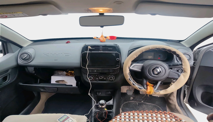 2021 Renault Kwid RXT 1.0 (O), Petrol, Manual, 16,529 km, interior