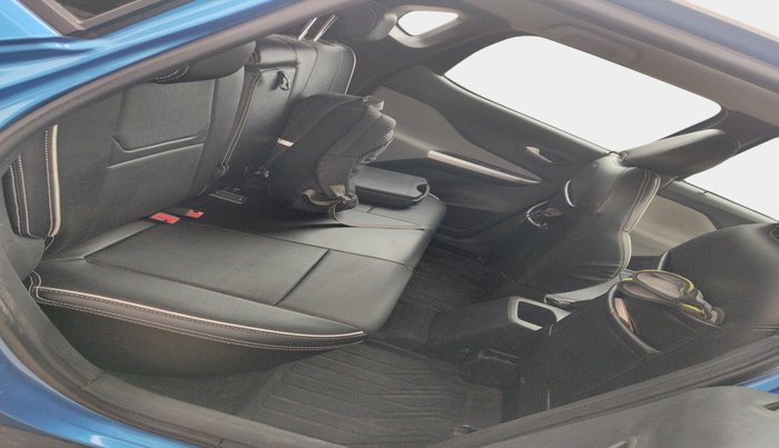 2021 Nissan MAGNITE XV DUAL TONE, Petrol, Manual, 30,263 km, interior