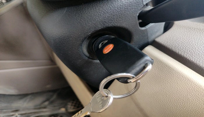 2013 Skoda Rapid ELEGANCE 1.6 TDI CR MT, Diesel, Manual, 2,01,655 km, interior