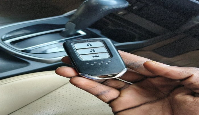 2017 Honda City 1.5L I-VTEC VX CVT, Petrol, Automatic, 1,00,449 km, interior