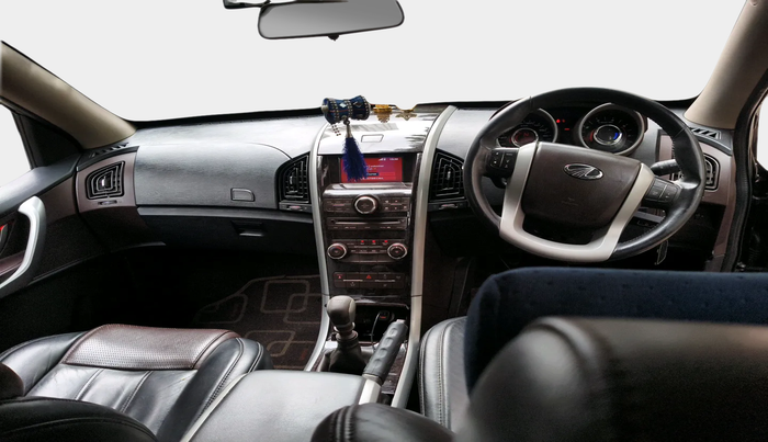 2013 Mahindra XUV500 W8, Diesel, Manual, 86,130 km, interior