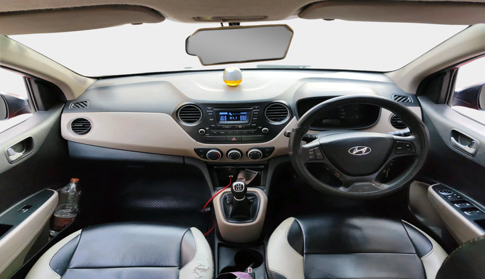 2014 Hyundai Xcent S (O) 1.2, Petrol, Manual, 1,11,940 km, interior