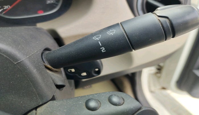 2012 Renault Duster 85 PS RXE DIESEL, Diesel, Manual, 2,24,905 km, interior