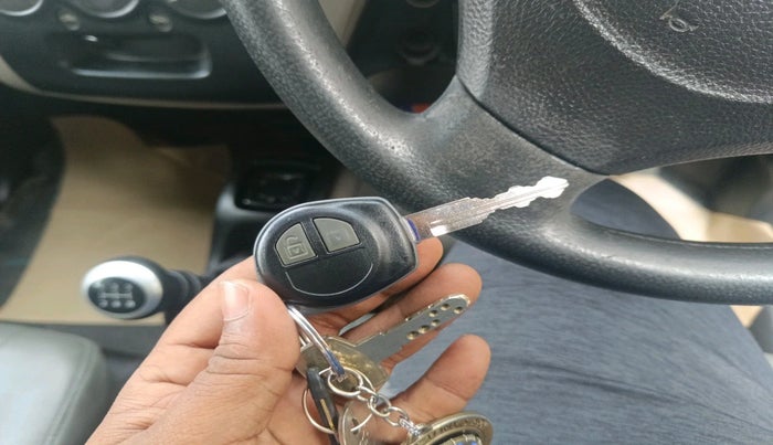 2014 Maruti Wagon R 1.0 VXI, Petrol, Manual, 68,005 km, interior