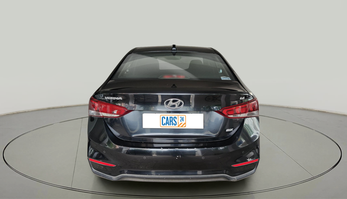 2018 Hyundai Verna 1.6 VTVT SX O, Petrol, Manual, 1,15,088 km, exterior