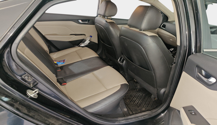 2018 Hyundai Verna 1.6 VTVT SX O, Petrol, Manual, 1,15,088 km, interior