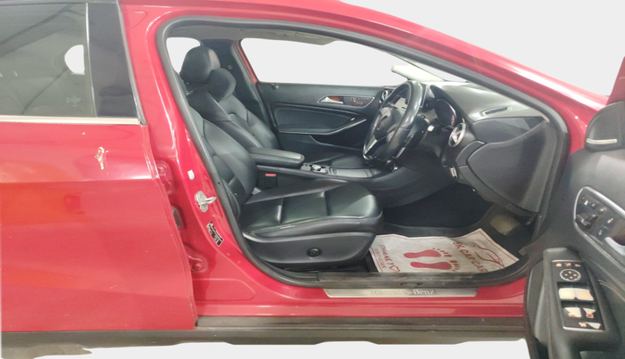 2014 Mercedes Benz GLA Class 200 CDI SPORT, Diesel, Automatic, 88,030 km, interior