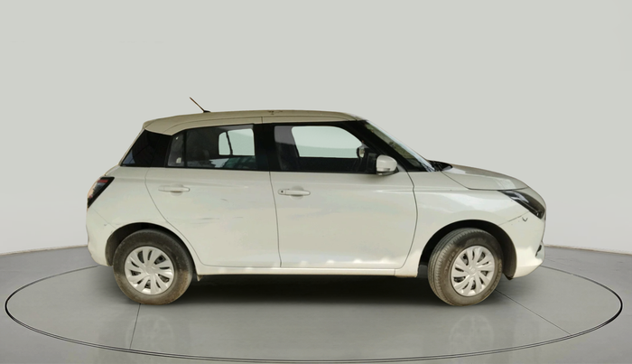 2025 Maruti Swift VXi AMT, Petrol, Automatic, 4,471 km, exterior