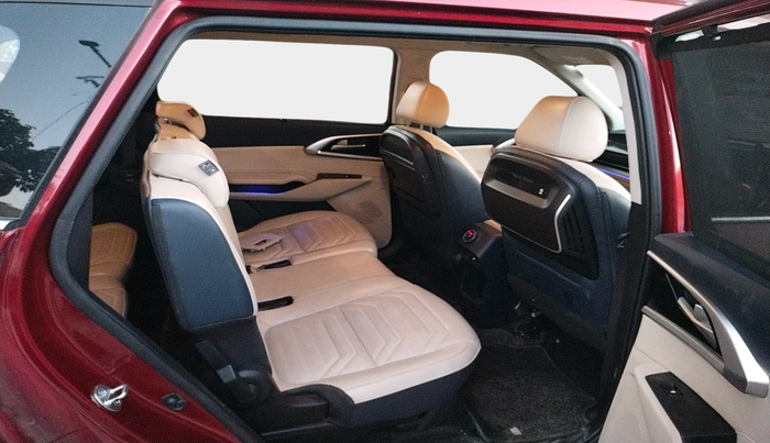 2023 KIA CARENS LUXURY PLUS 1.5 DIESEL AT 7 STR, Diesel, Automatic, 11,151 km, interior