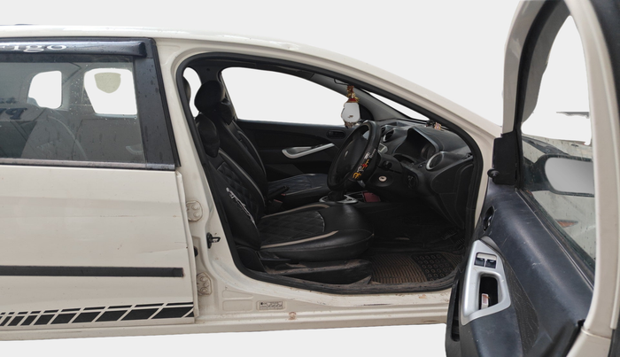 2012 Ford Figo ZXI 1.4 DIESEL, Diesel, Manual, 1,06,269 km, interior