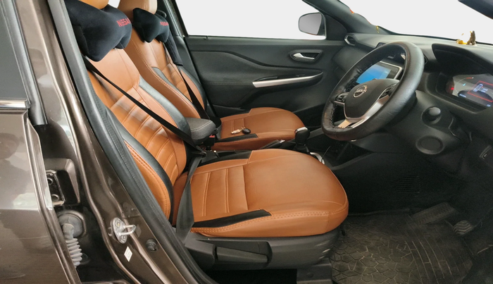 2024 Nissan MAGNITE XV Premium AMT, Petrol, Automatic, 17,915 km, interior