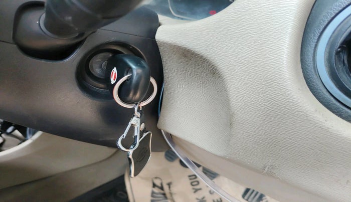 2014 Nissan Terrano XL D PLUS, Diesel, Manual, 1,69,689 km, interior