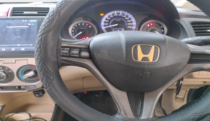 2013 Honda City 1.5L I-VTEC S MT, Petrol, Manual, 1,30,705 km, interior