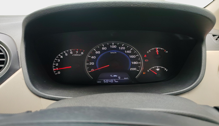 2016 Hyundai Grand i10 SPORTZ 1.2 KAPPA VTVT, Petrol, Manual, 50,407 km, interior