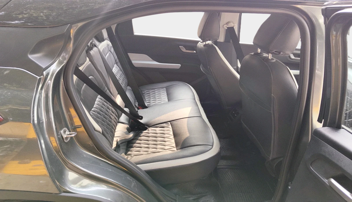 2025 Tata PUNCH Creative Plus, Petrol, Manual, 293 km, interior