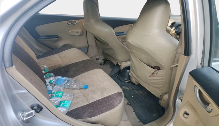 2015 Honda Brio VX MT, Petrol, Manual, 65,393 km, interior