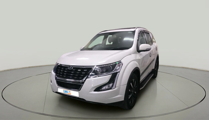 2019 Mahindra XUV500 W11, Diesel, Manual, 1,19,588 km, exterior