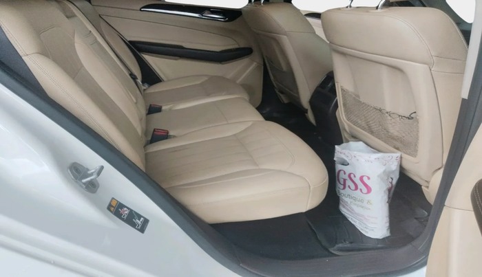 2016 Mercedes Benz GLE 250 D4 MATIC, Diesel, Automatic, 1,52,757 km, interior