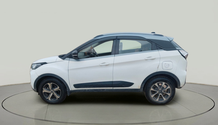 2020 Tata NEXON XZA PLUS (O) DIESEL, Diesel, Automatic, 8,10,000 km, exterior