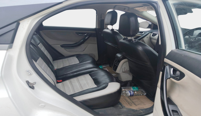 2020 Tata NEXON XZA PLUS (O) DIESEL, Diesel, Automatic, 8,10,000 km, interior