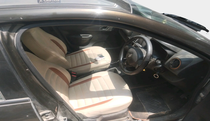 2017 Renault Kwid CLIMBER 1.0, Petrol, Manual, 33,809 km, interior