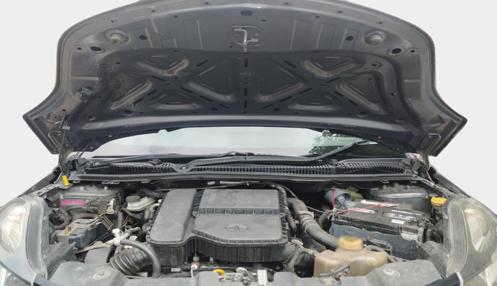 2018 Tata NEXON XE DIESEL, Diesel, Manual, 1,23,799 km, exterior
