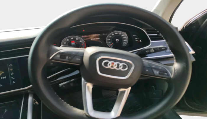 2023 Audi Q7 55 TFSI QUATTRO TECHNOLOGY, Petrol, Automatic, 15,983 km, interior