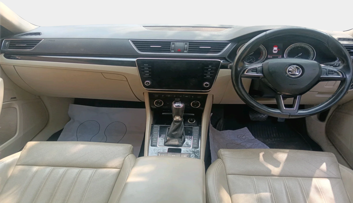 2017 Skoda Superb L&K 1.8 TSI AT, Petrol, Automatic, 67,246 km, interior