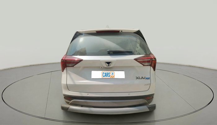 2025 Mahindra XUV700 AX 7 D AT 7 STR, Diesel, Automatic, 7,611 km, exterior