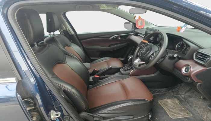 2024 Maruti Grand Vitara DELTA SMART HYBRID AT, Petrol, Automatic, 10,989 km, interior