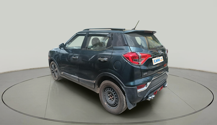 2020 Mahindra XUV300 W8 (O) 1.2 PETROL, Petrol, Manual, 72,806 km, exterior